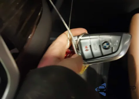 2019 BMW X5 xDrive40I z USA, uszkodzony, nr VIN 5UXCR6C58KLL13780